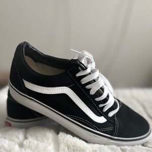 Vans Black and White Old Skool Women's Sneakers